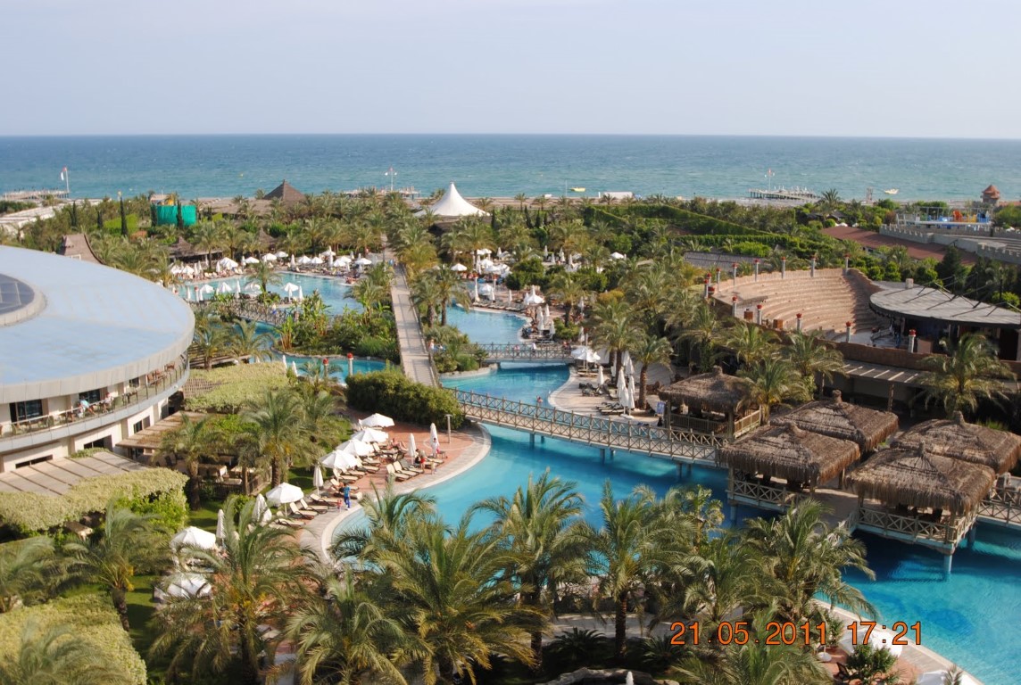 imagini hotel ROYAL WINGS LARA